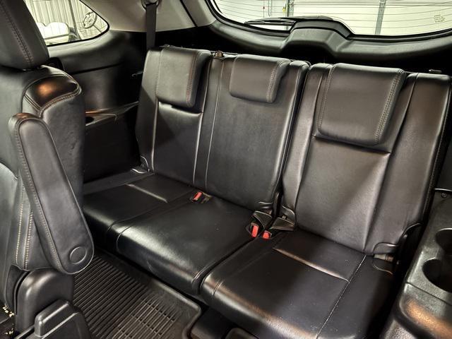 used 2015 Toyota Highlander car, priced at $12,495