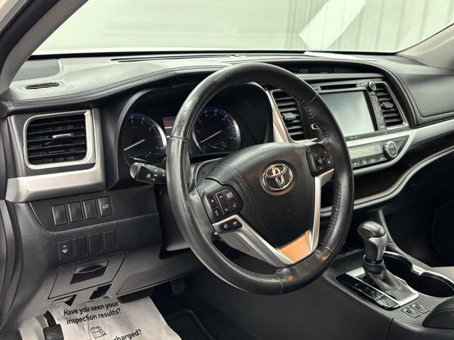 used 2015 Toyota Highlander car, priced at $12,495