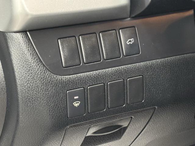 used 2015 Toyota Highlander car, priced at $12,495