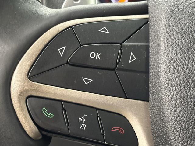 used 2014 Jeep Grand Cherokee car, priced at $11,999