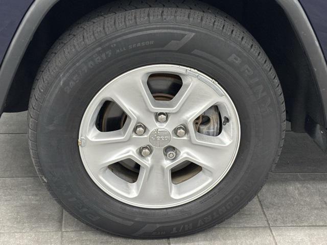 used 2014 Jeep Grand Cherokee car, priced at $11,999