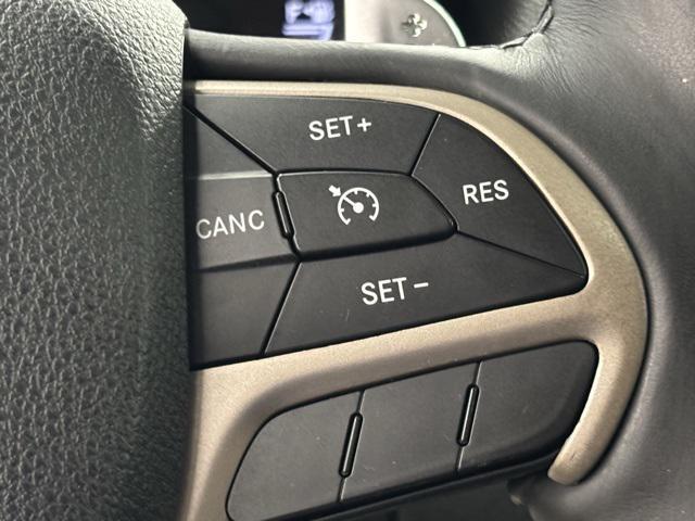used 2014 Jeep Grand Cherokee car, priced at $11,999