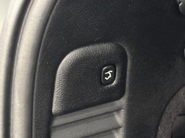 used 2014 Jeep Grand Cherokee car, priced at $11,999