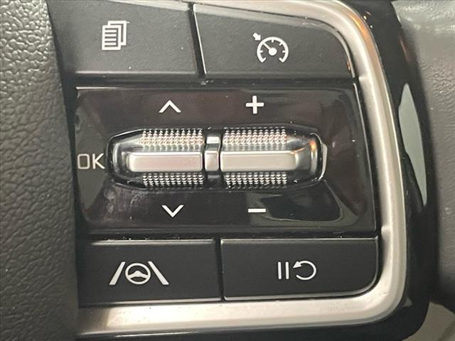 used 2022 Kia Carnival car, priced at $32,995