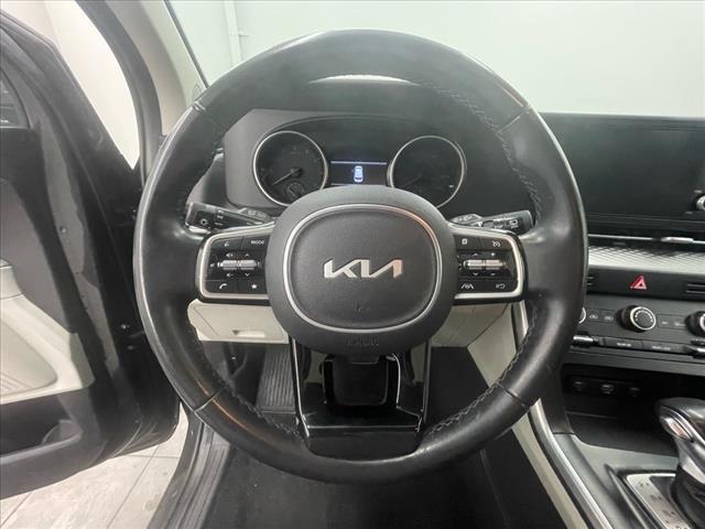 used 2022 Kia Carnival car, priced at $32,995