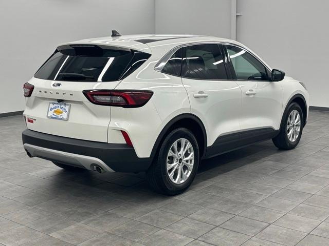 used 2023 Ford Escape car, priced at $20,999