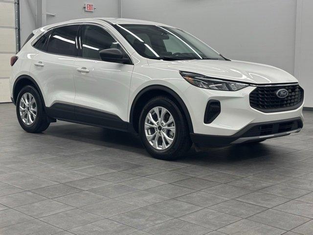 used 2023 Ford Escape car, priced at $20,999