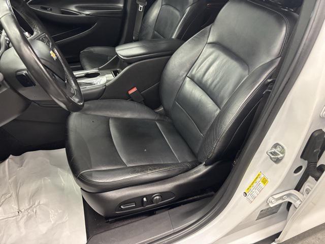 used 2017 Chevrolet Malibu car, priced at $10,999