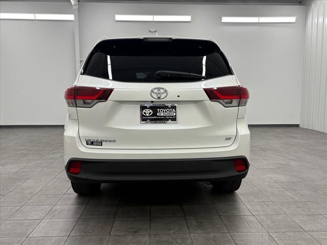 used 2019 Toyota Highlander car, priced at $20,495