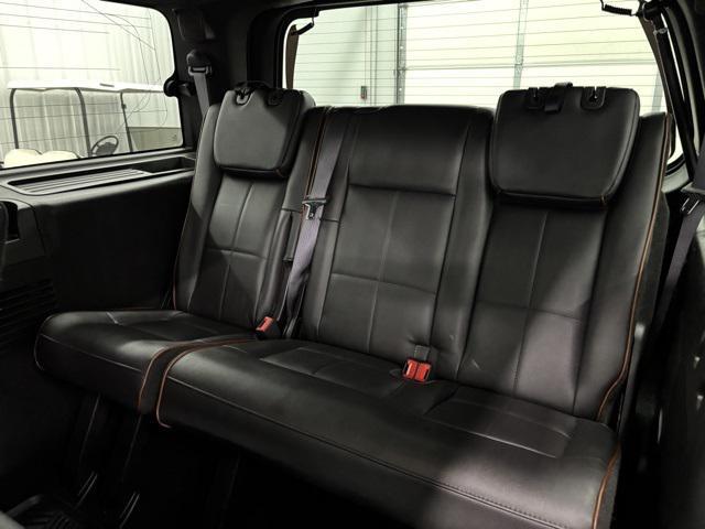 used 2008 Lincoln Navigator car, priced at $7,800
