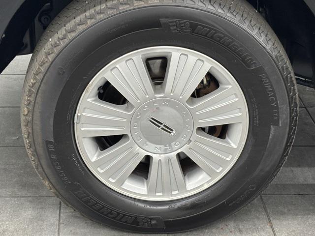 used 2008 Lincoln Navigator car, priced at $7,800