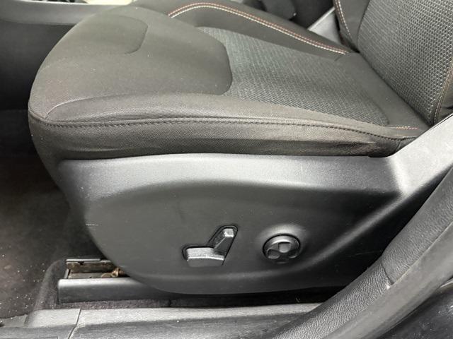 used 2016 Jeep Cherokee car, priced at $10,999
