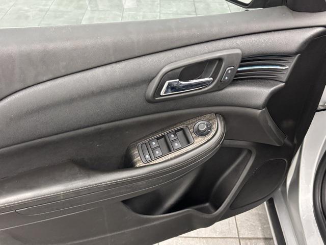 used 2015 Chevrolet Malibu car, priced at $9,999