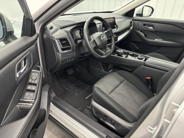 used 2025 Nissan Rogue car, priced at $24,995