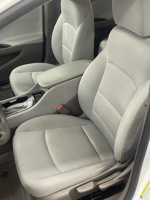 used 2016 Chevrolet Malibu car, priced at $9,999