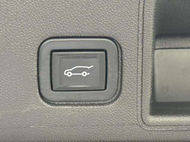 used 2022 GMC Terrain car, priced at $20,999