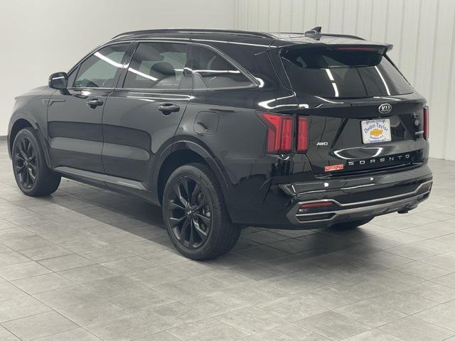 used 2021 Kia Sorento car, priced at $23,999