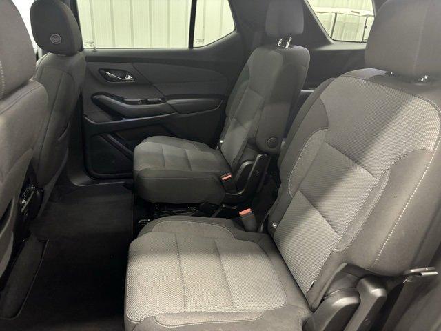 used 2023 Chevrolet Traverse car, priced at $29,999