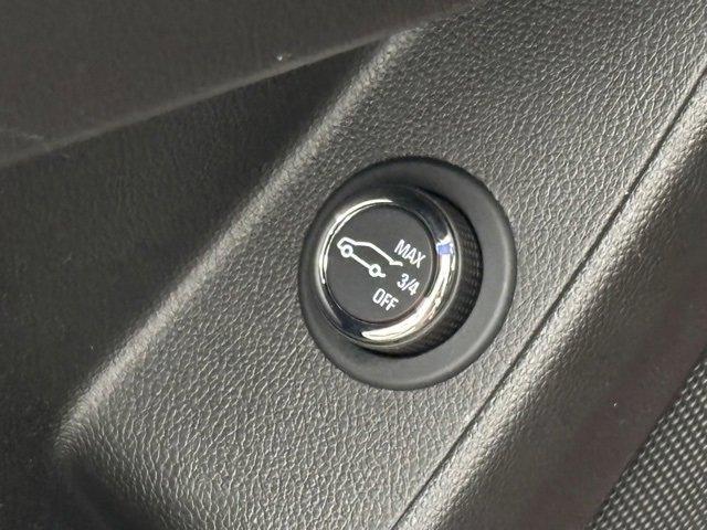used 2023 Chevrolet Traverse car, priced at $29,999