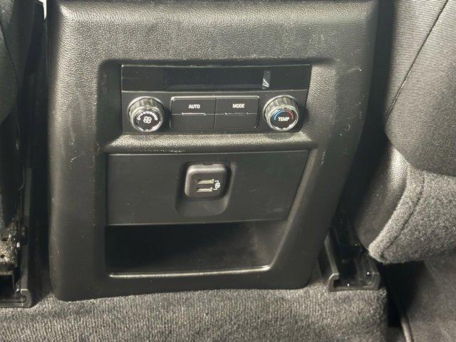 used 2023 Chevrolet Traverse car, priced at $29,999