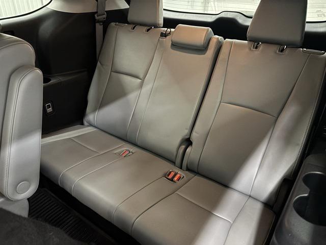 used 2021 Toyota Highlander Hybrid car, priced at $38,995