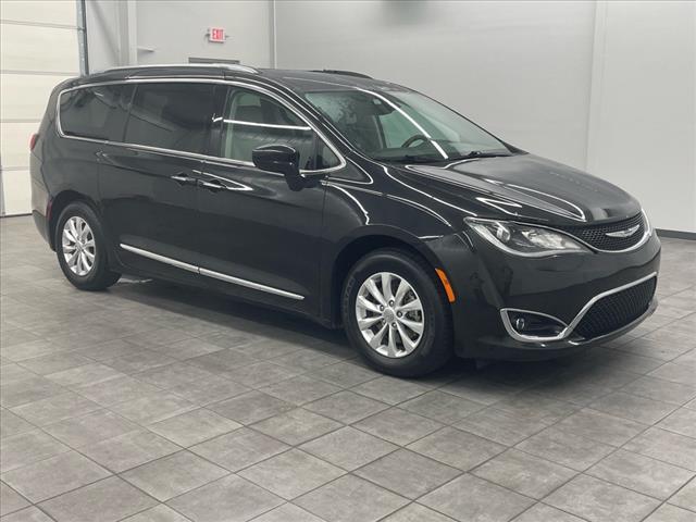 used 2018 Chrysler Pacifica car, priced at $15,195