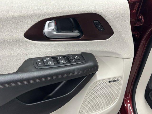 used 2017 Chrysler Pacifica car, priced at $12,999