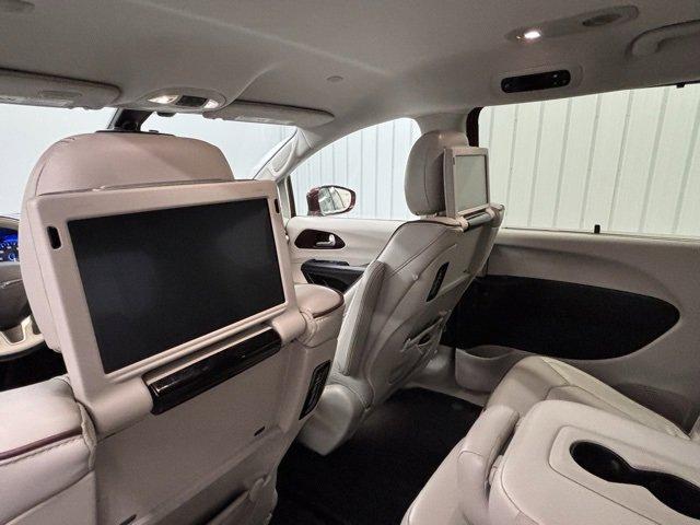 used 2017 Chrysler Pacifica car, priced at $12,999
