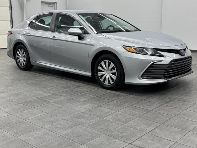 used 2023 Toyota Camry Hybrid car, priced at $27,495