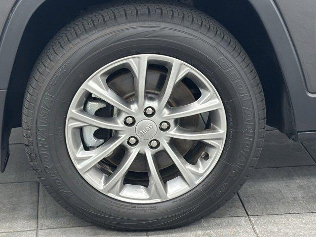 used 2021 Jeep Cherokee car, priced at $24,999