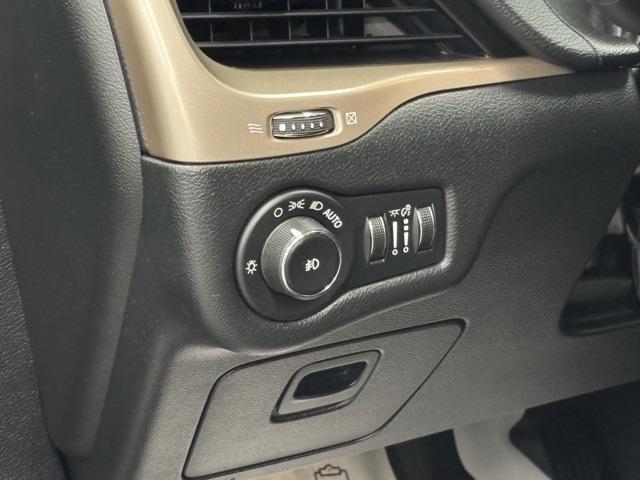 used 2014 Jeep Cherokee car, priced at $11,999