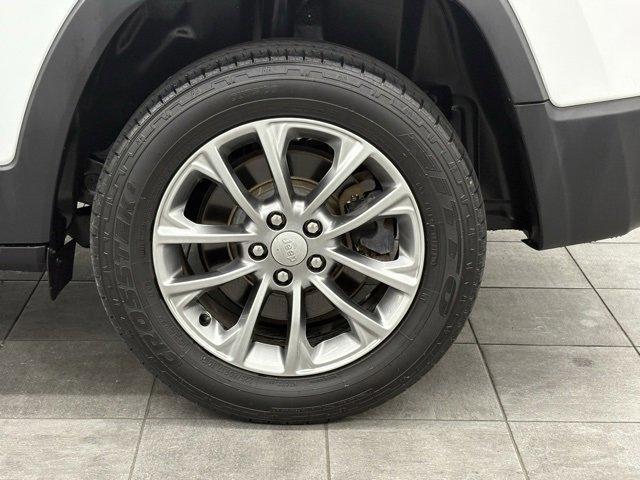 used 2019 Jeep Cherokee car, priced at $11,999