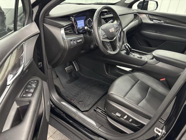 used 2022 Cadillac XT5 car, priced at $32,499