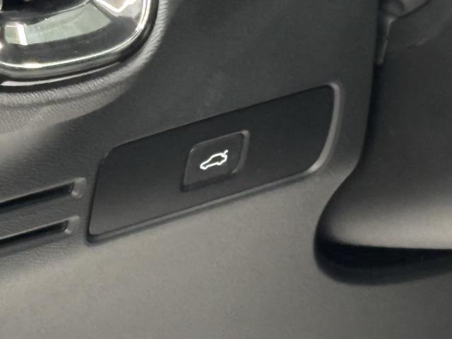 used 2024 Volvo XC40 car, priced at $29,989