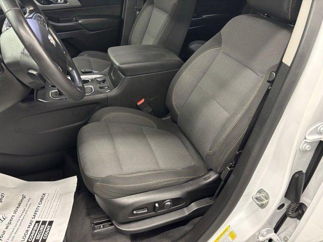 used 2019 Chevrolet Traverse car, priced at $17,999