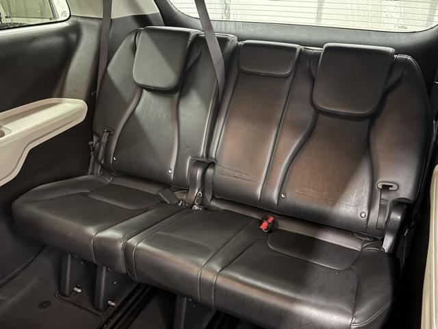 used 2024 Kia Carnival car, priced at $29,813