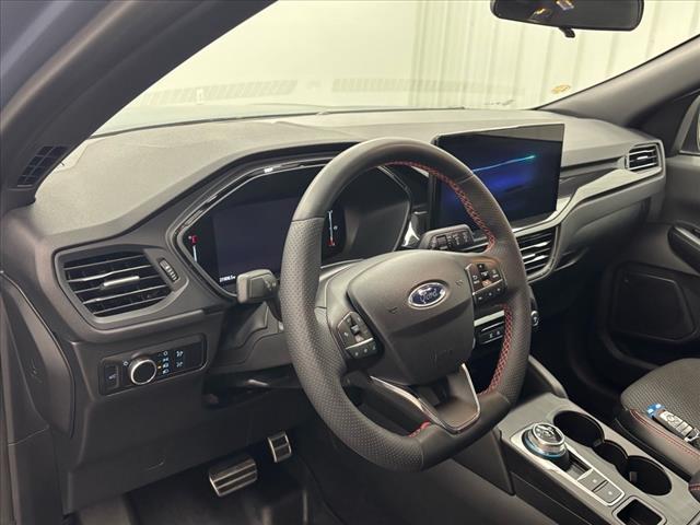 used 2023 Ford Escape car, priced at $25,999