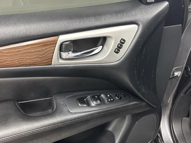 used 2018 Nissan Pathfinder car, priced at $13,734