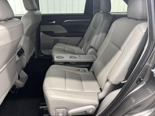 used 2018 Toyota Highlander car, priced at $22,998