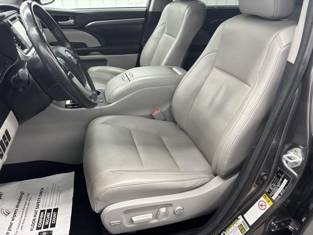 used 2018 Toyota Highlander car, priced at $22,998