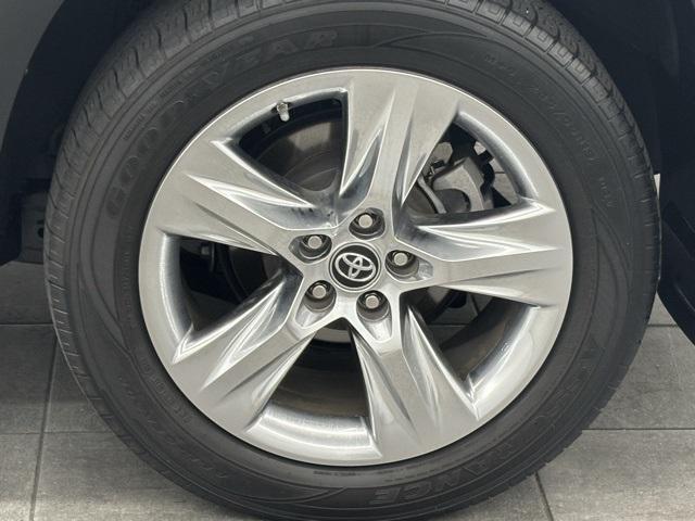 used 2018 Toyota Highlander car, priced at $22,998