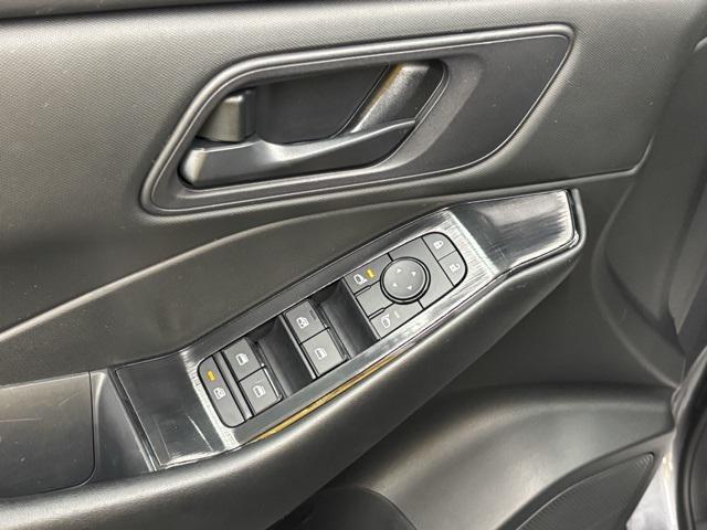 used 2024 Nissan Rogue car, priced at $19,989