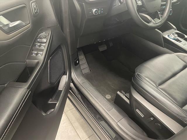 used 2022 Ford Escape car, priced at $25,995