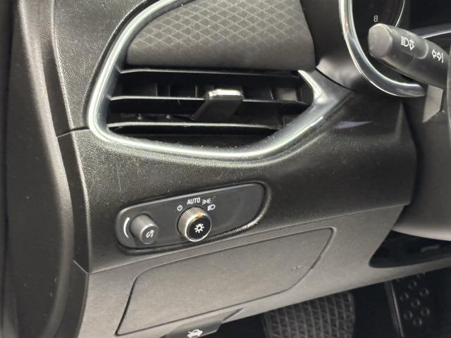 used 2018 Chevrolet Malibu car, priced at $9,999