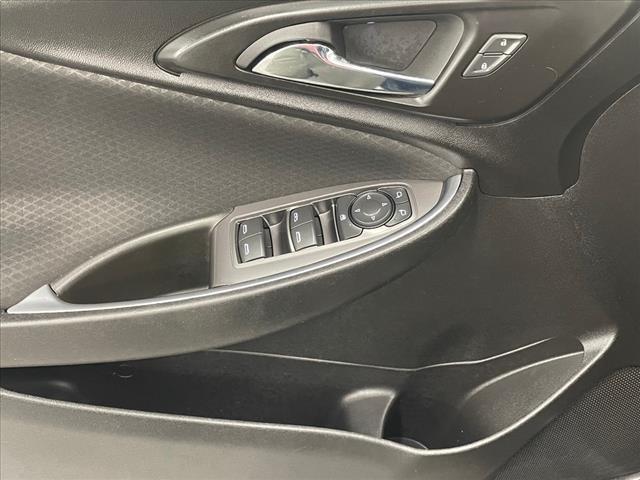 used 2018 Chevrolet Malibu car, priced at $9,999