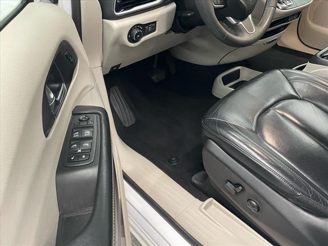 used 2022 Chrysler Pacifica car, priced at $22,995