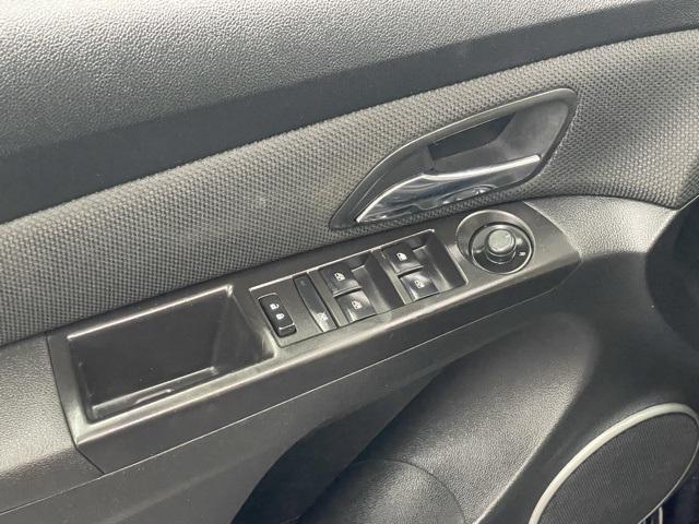 used 2015 Chevrolet Cruze car, priced at $9,995