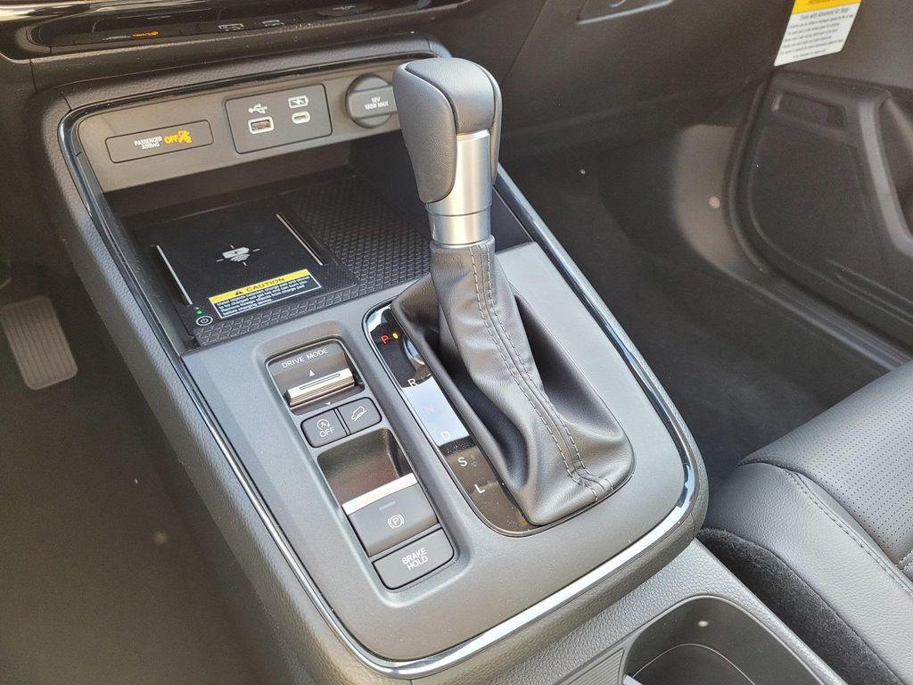 new 2025 Honda CR-V car, priced at $38,350