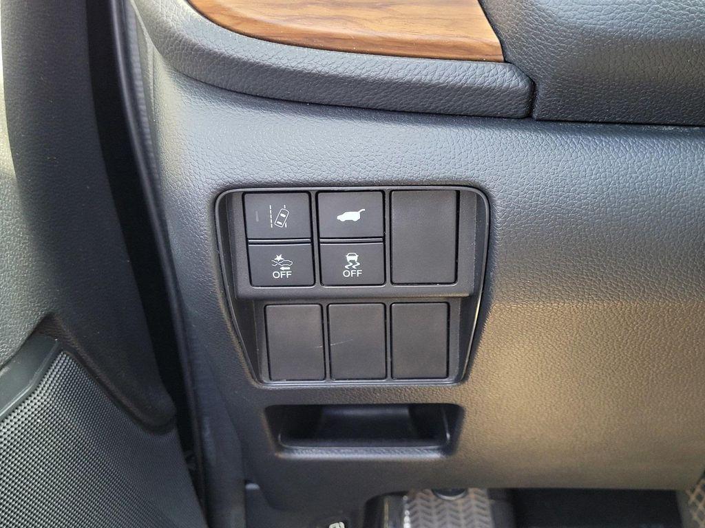 used 2018 Honda CR-V car, priced at $18,888