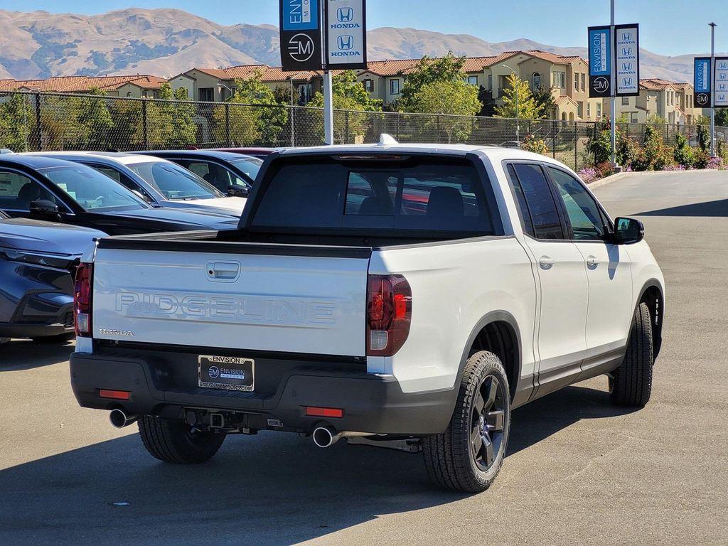new 2025 Honda Ridgeline car, priced at $48,655